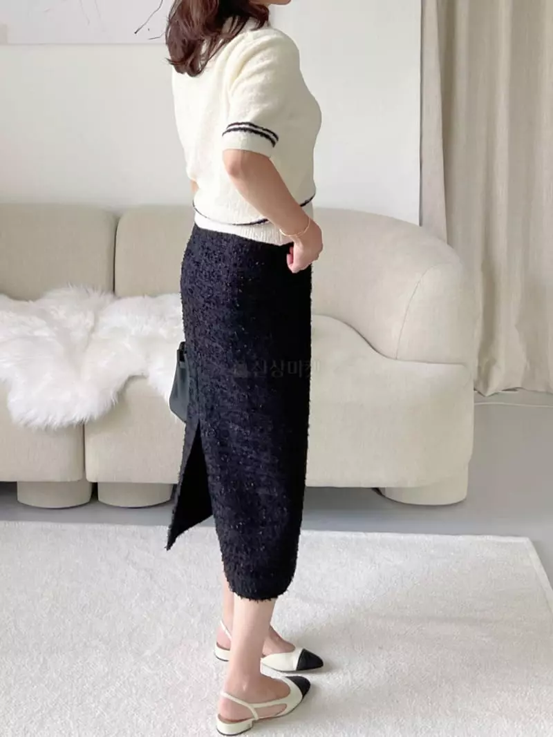 After Glow - Korean Women Fashion - #vintageinspired - Bookle Round Knit Tee - 5