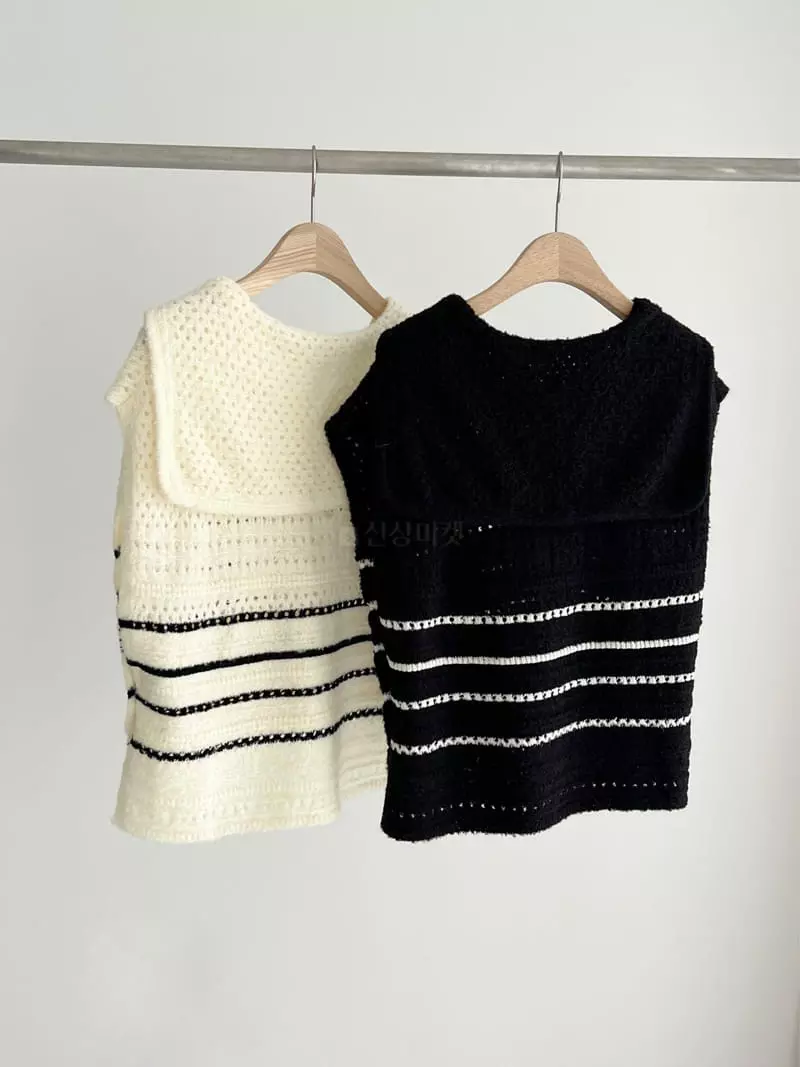 After Glow - Korean Women Fashion - #vintageinspired - Marine Bookle Vest - 2