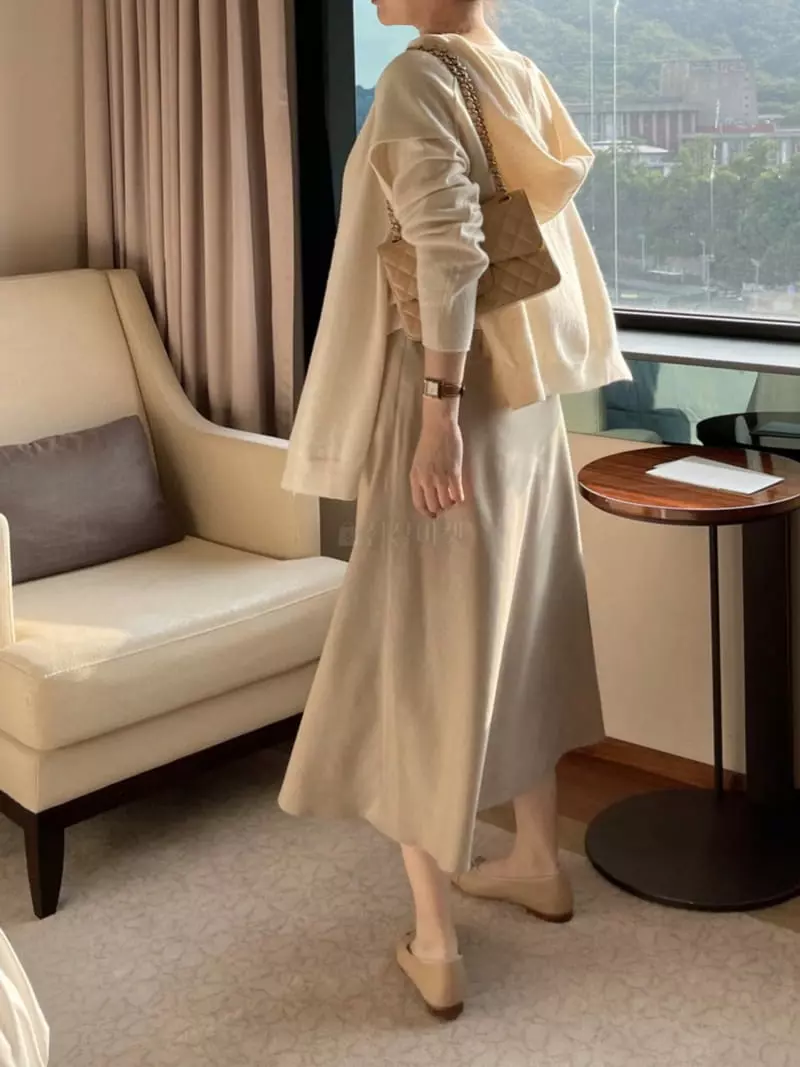 After Glow - Korean Women Fashion - #womensfashion - Dear Whole Skirt - 10