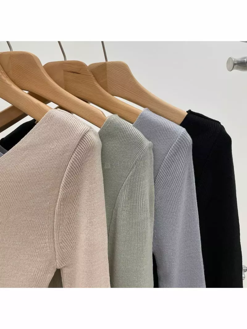 All Vibe - Korean Women Fashion - #vintagekidsstyle - Rib V Neck Knit Tee - 4