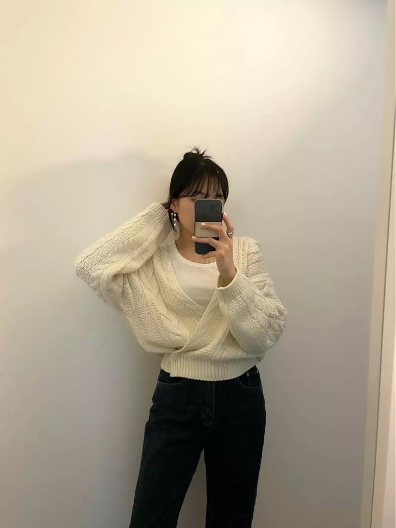 All Vibe - Korean Women Fashion - #pursuepretty - Twist Cardigna - 2