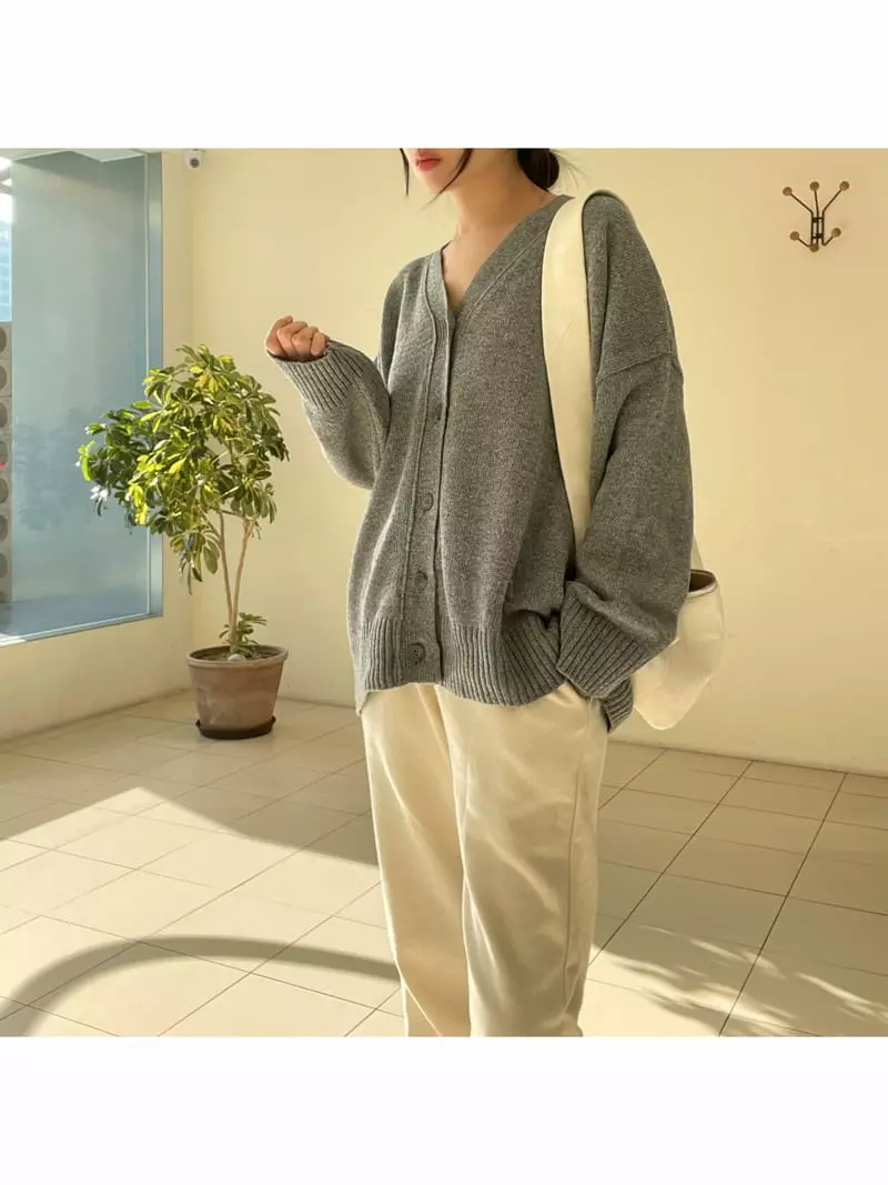All Vibe - Korean Women Fashion - #pursuepretty - Lamps Over Fit Knit Cardigan - 4