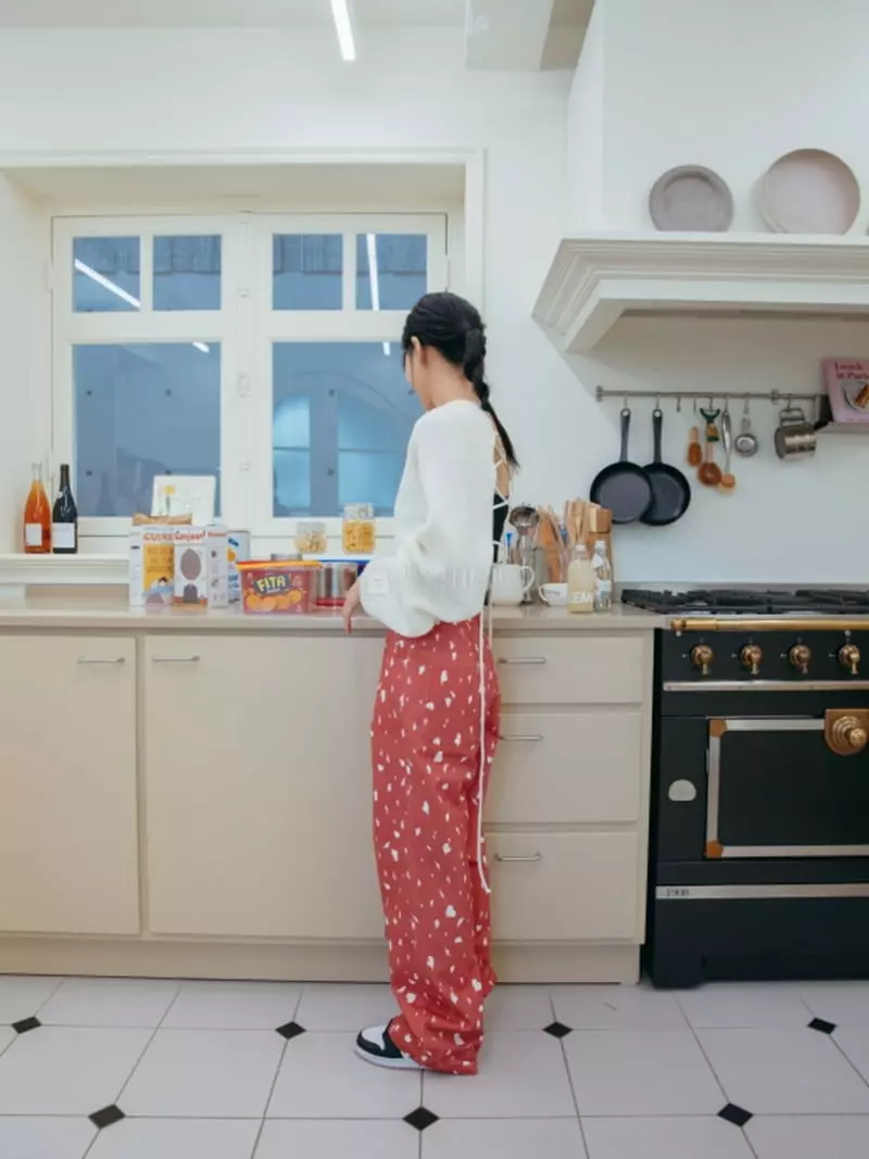 Almond Pepe - Korean Women Fashion - #momslook - Heart Pants - 3