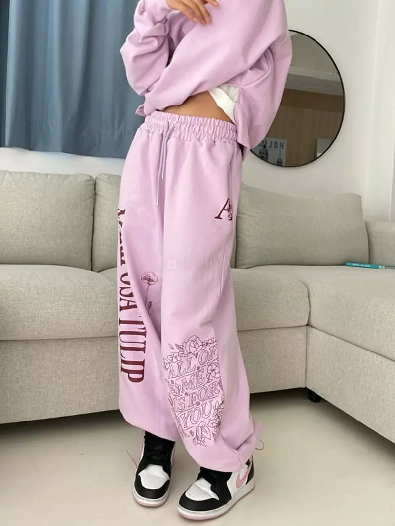 Almond Pepe - Korean Women Fashion - #thelittlethings - Sentro Set Up Sweatshirt - 4