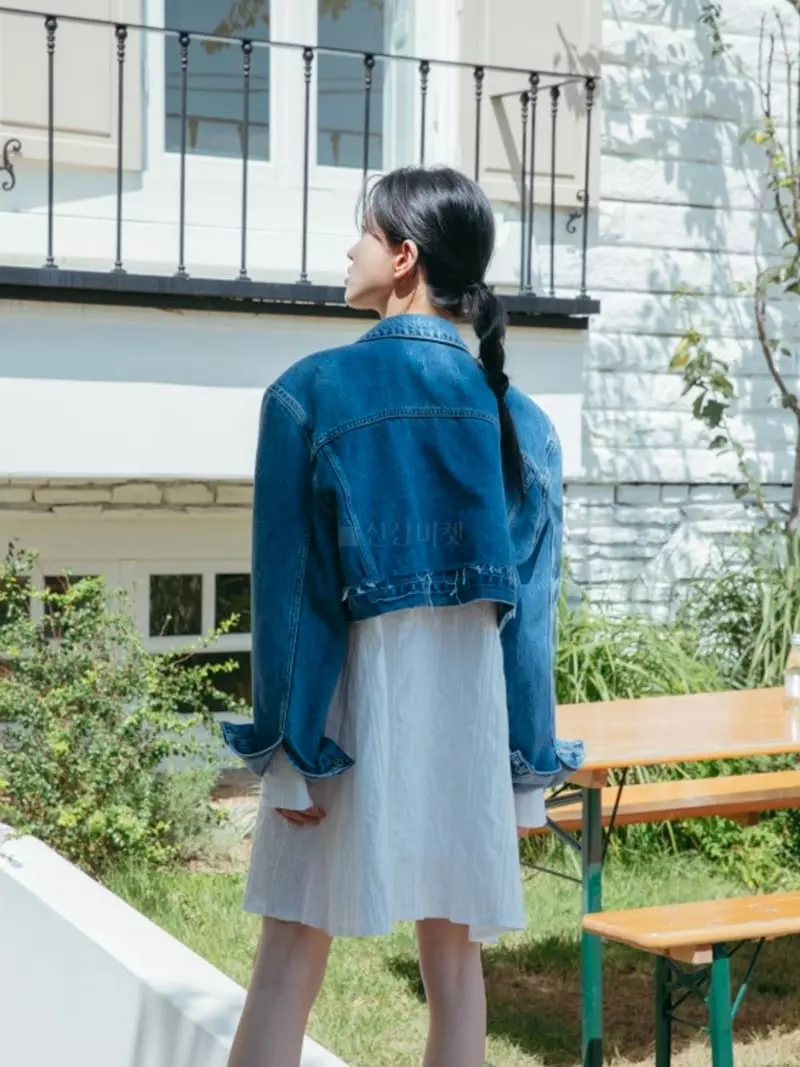 Almond Pepe - Korean Women Fashion - #momslook - Denim Crop Jacket