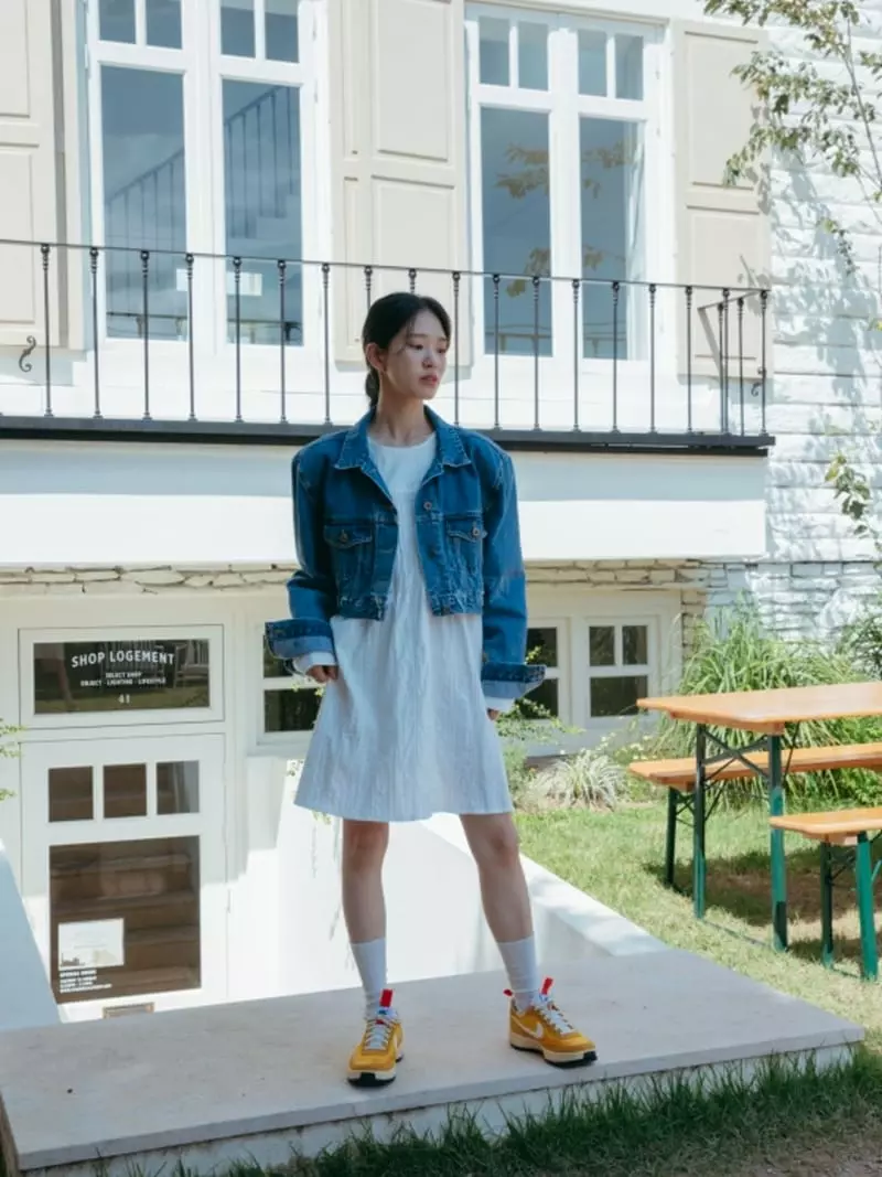 Almond Pepe - Korean Women Fashion - #momslook - Denim Crop Jacket - 3