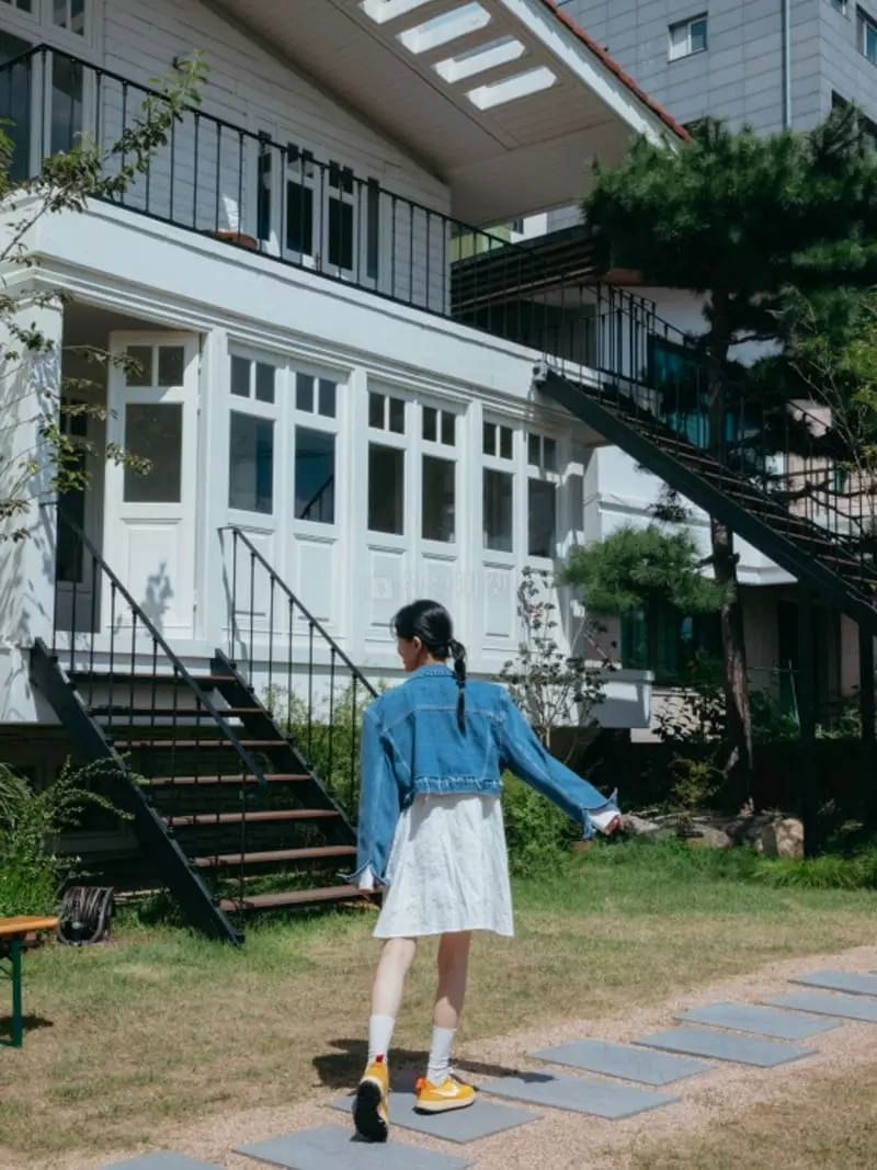 Almond Pepe - Korean Women Fashion - #momslook - Denim Crop Jacket - 9