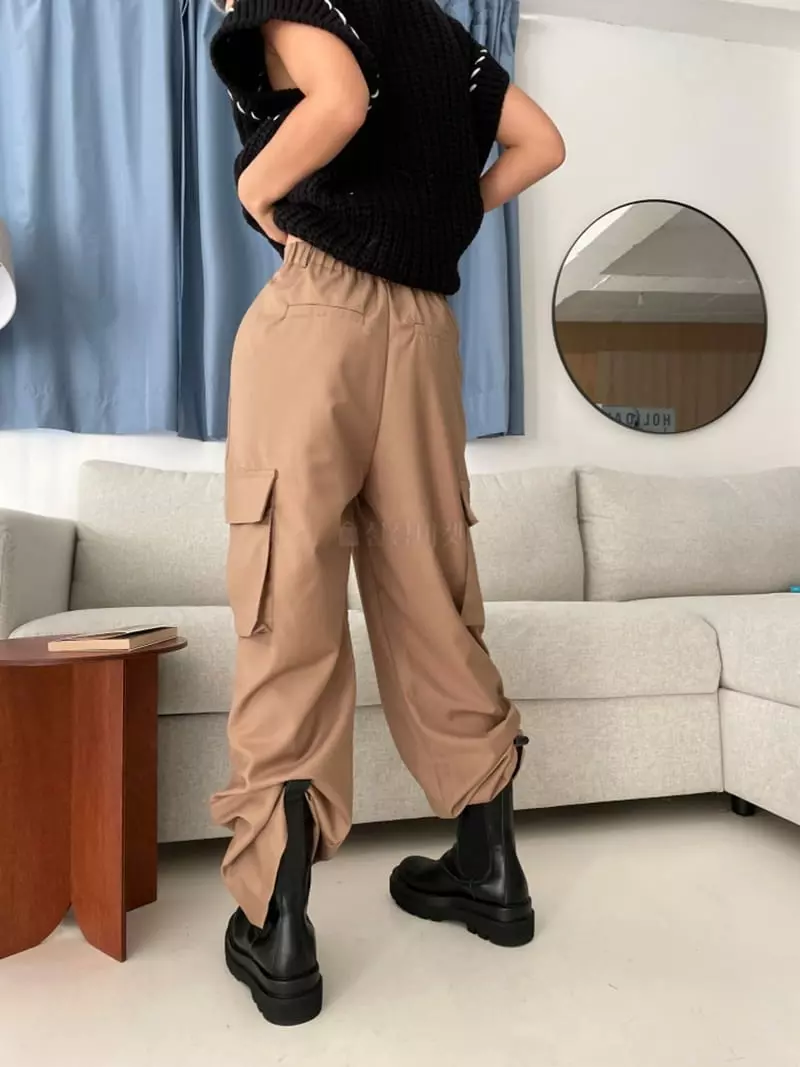 Almond Pepe - Korean Women Fashion - #vintagekidsstyle - Cargo Pants - 4