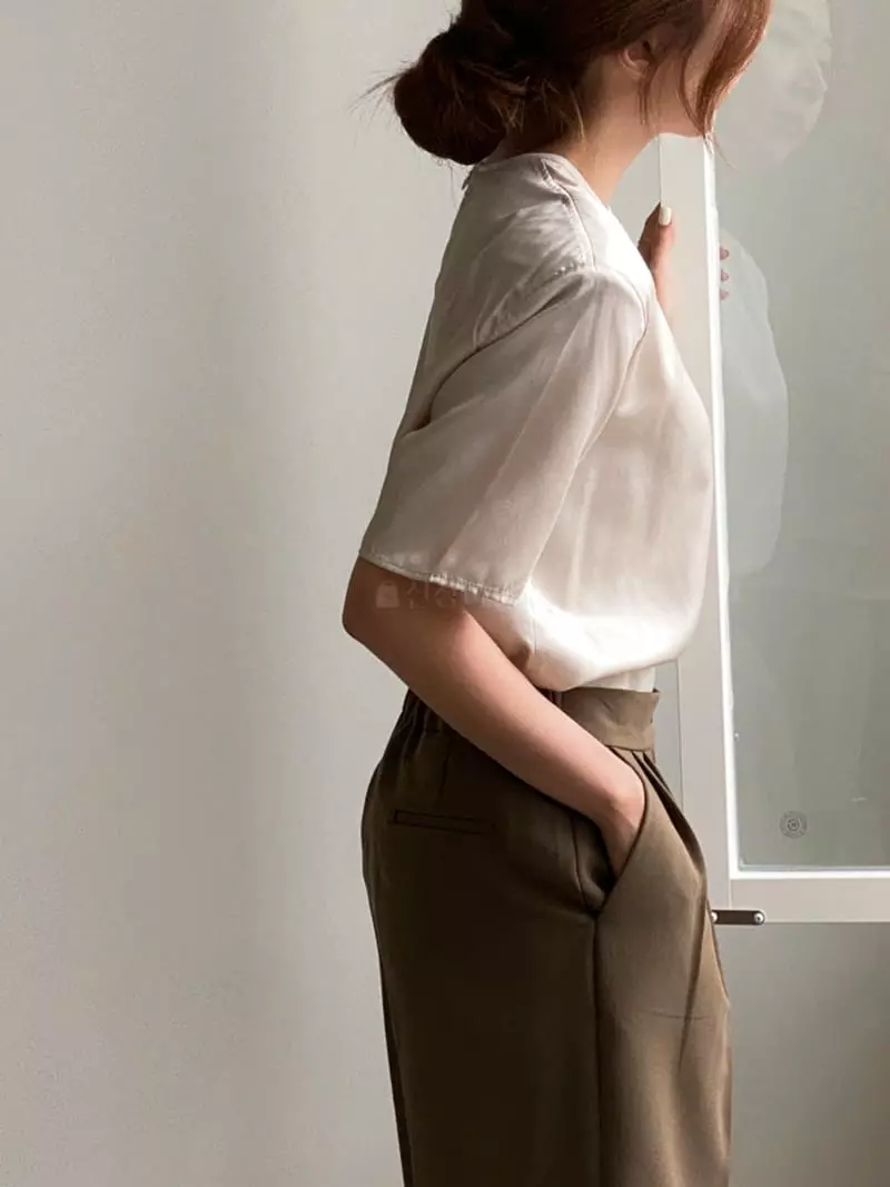 Analog Beige - Korean Women Fashion - #womensfashion - Silk Pad Tee - 4