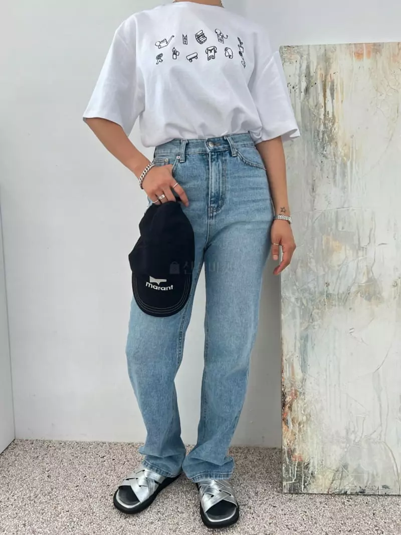 Analog Beige - Korean Women Fashion - #womensfashion - Embroidery Tee - 2