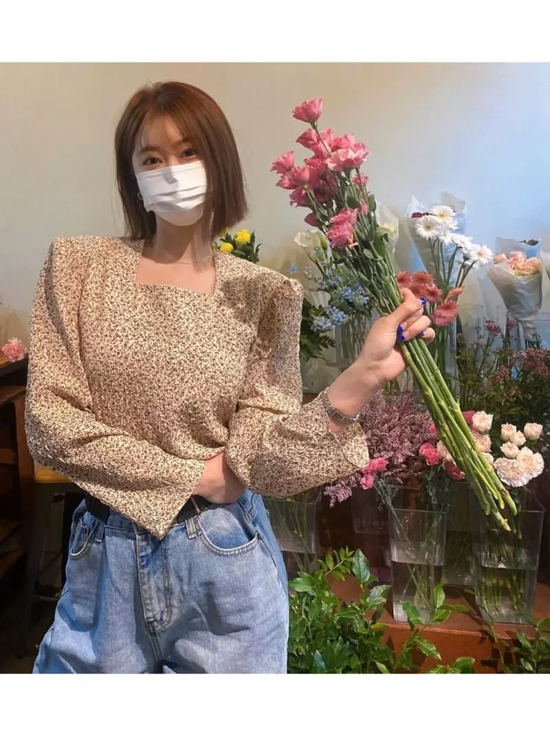 Analog Beige - Korean Women Fashion - #womensfashion - Square Blouse - 12