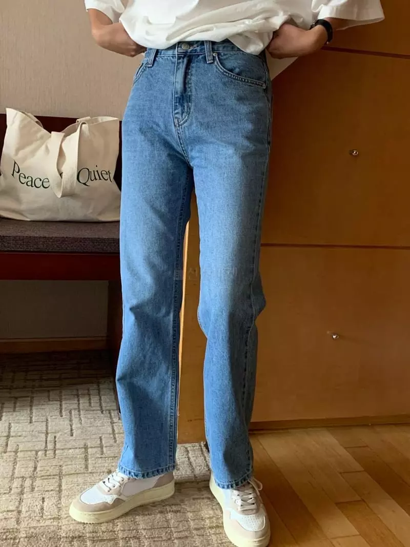 And Floyd - Korean Women Fashion - #momslook - 233 Light Blue Jeans - 2