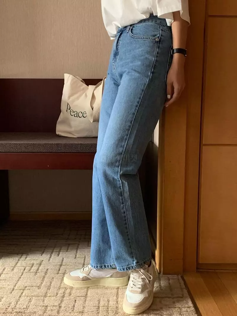 And Floyd - Korean Women Fashion - #thelittlethings - 233 Light Blue Jeans