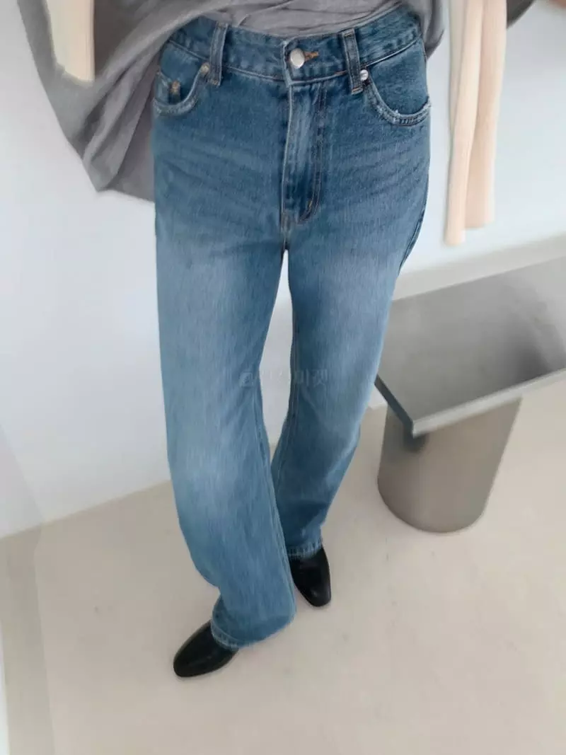 And More - Korean Women Fashion - #momslook - Vintage Jeans - 2