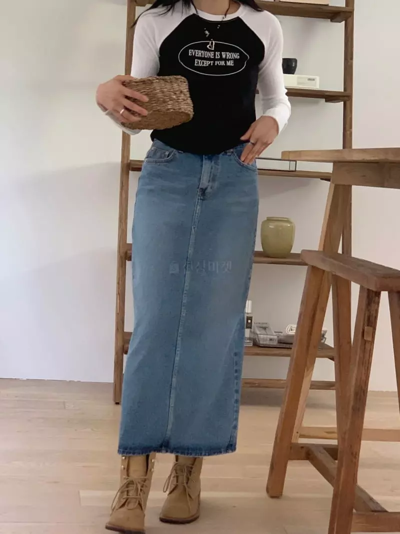 And More - Korean Women Fashion - #womensfashion - Slit Long Denim Skirt - 2