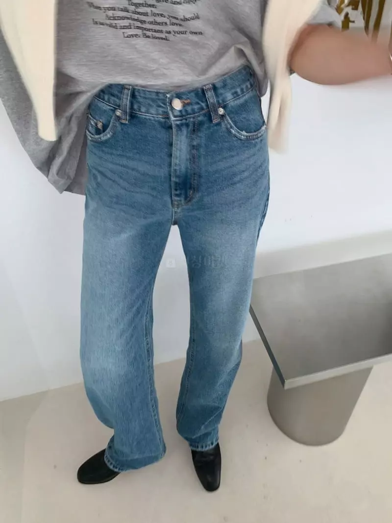 And More - Korean Women Fashion - #womensfashion - Vintage Jeans - 9