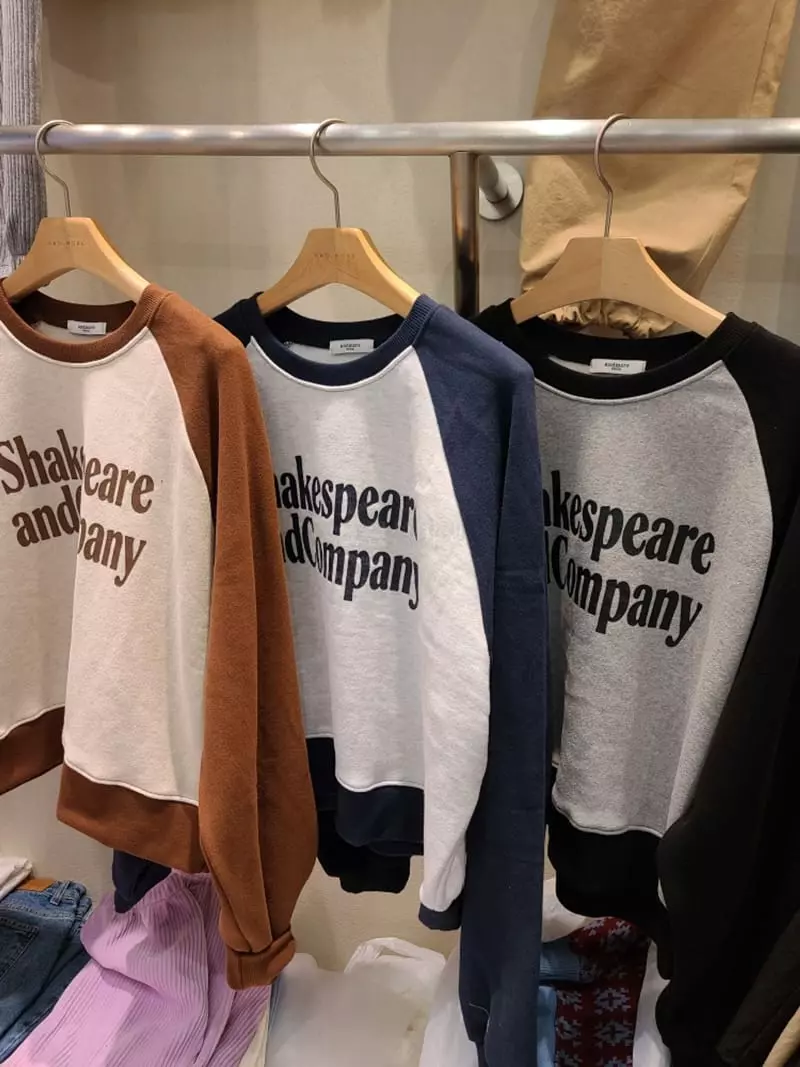 And More - Korean Women Fashion - #womensfashion - Color Fleece Sweatshirt