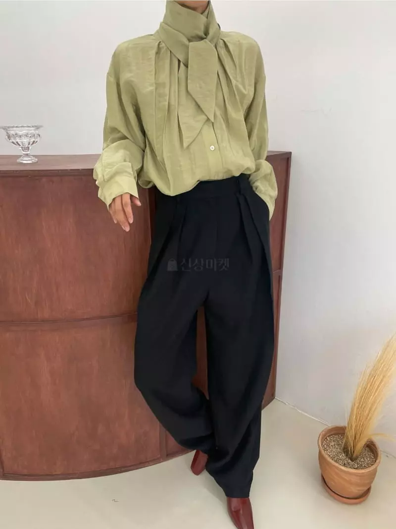 Ann Margret - Korean Women Fashion - #momslook - Tie Blouse - 10