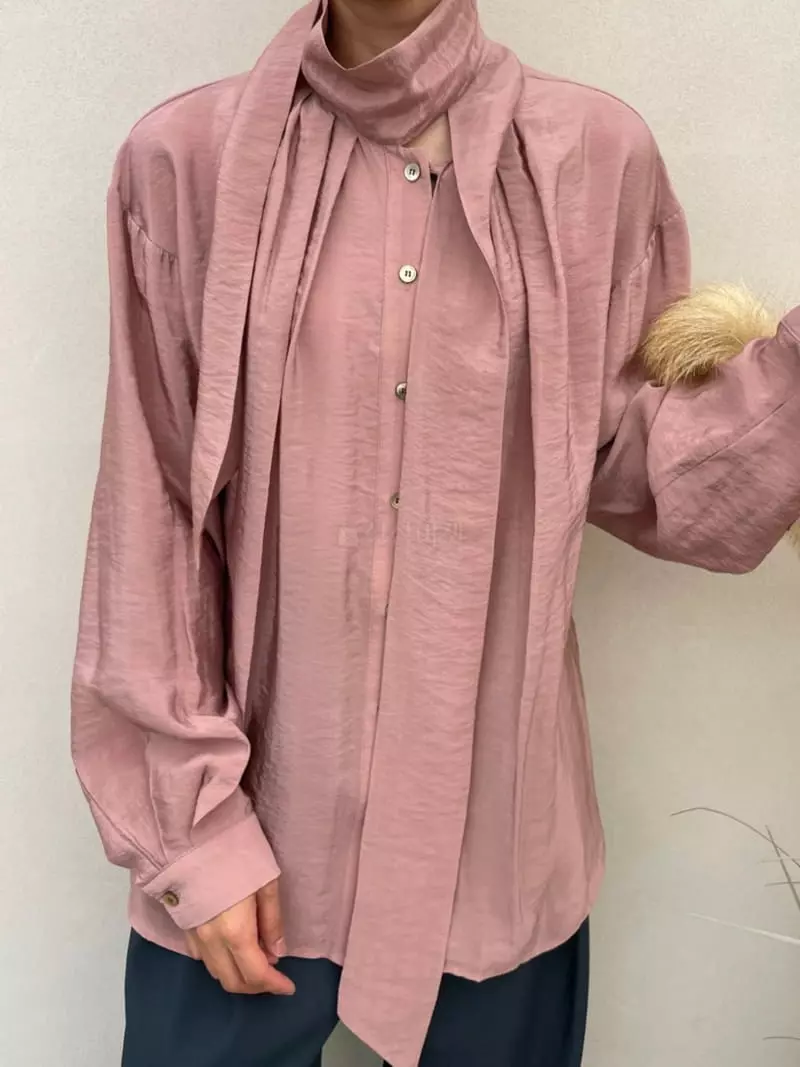 Ann Margret - Korean Women Fashion - #thelittlethings - Tie Blouse
