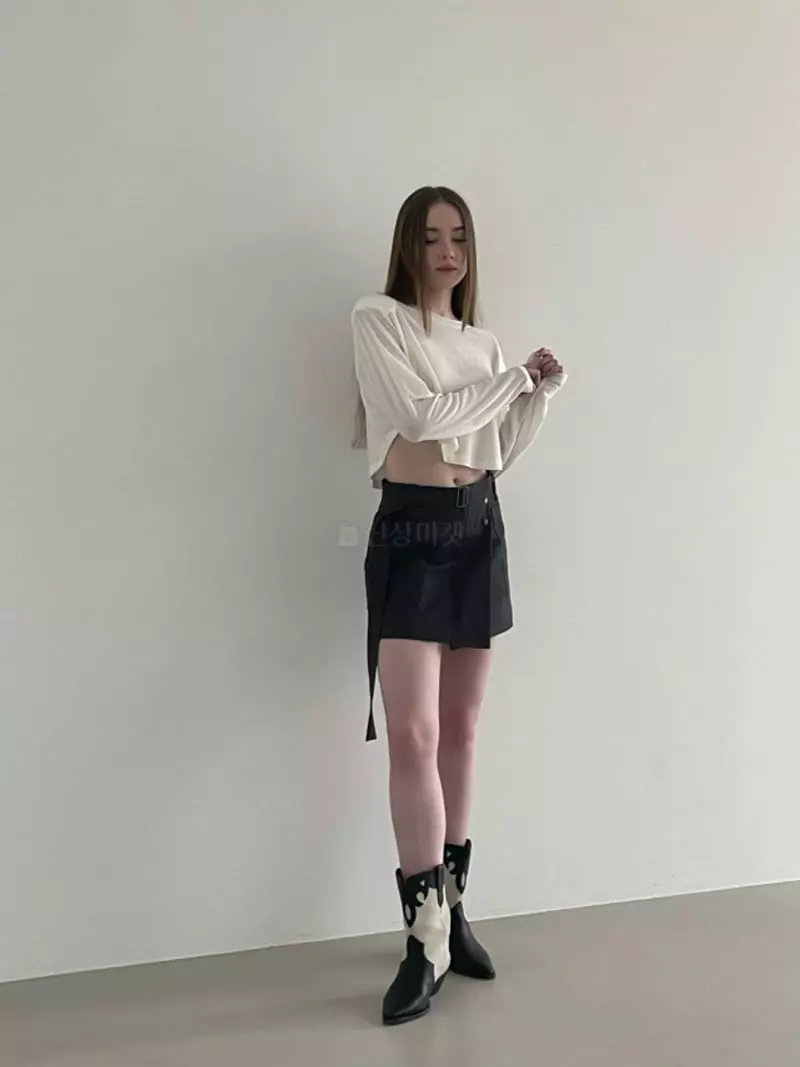 Another Avenue - Korean Women Fashion - #thelittlethings - Round Tee - 4