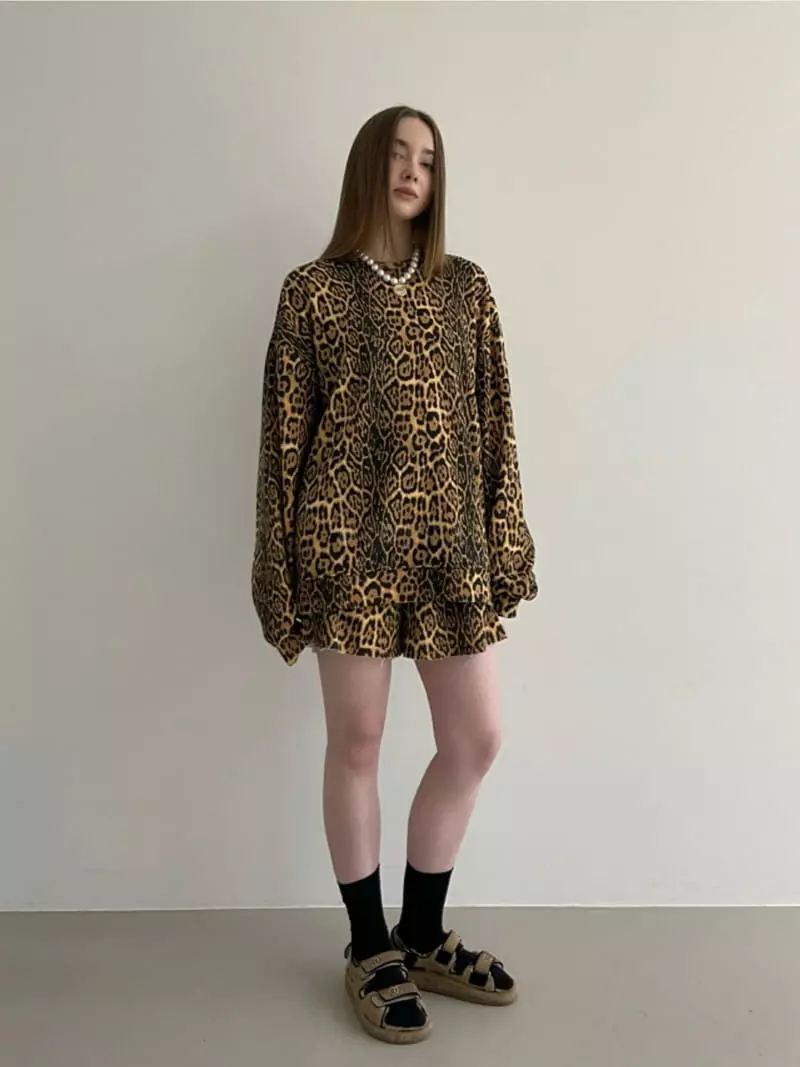 Another Avenue - Korean Women Fashion - #momslook - Tiger Terry Sweatshirt - 6