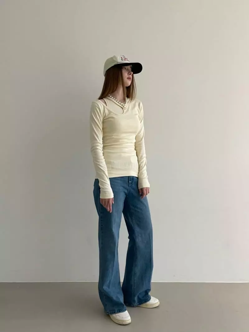 Another Avenue - Korean Women Fashion - #momslook - Row Slit Tee - 8