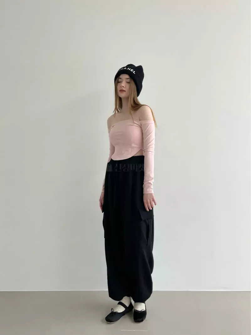 Another Avenue - Korean Women Fashion - #momslook - Wire Top Tee - 2