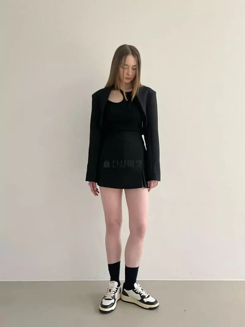 Another Avenue - Korean Women Fashion - #vintageinspired - Slit Bolero Jacket - 4