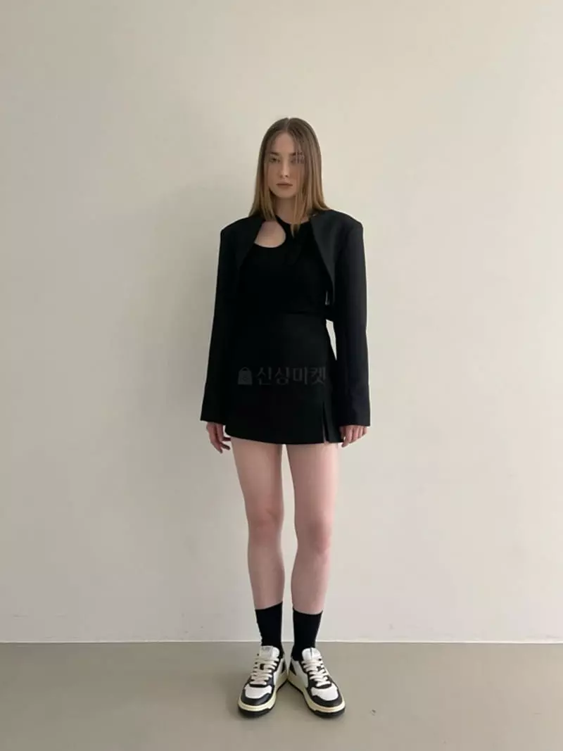 Another Avenue - Korean Women Fashion - #womensfashion - Slit Bolero Jacket - 2