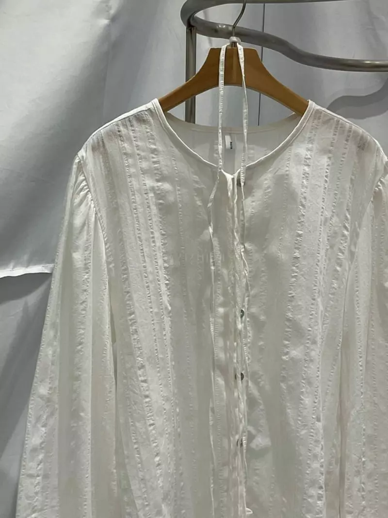 Another Muse - Korean Women Fashion - #vintagekidsstyle - Ribbon Blouse