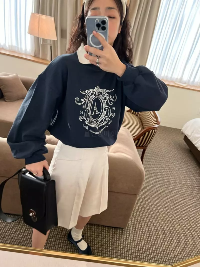 Arr - Korean Women Fashion - #momslook - Ar Sweatshirt - 3