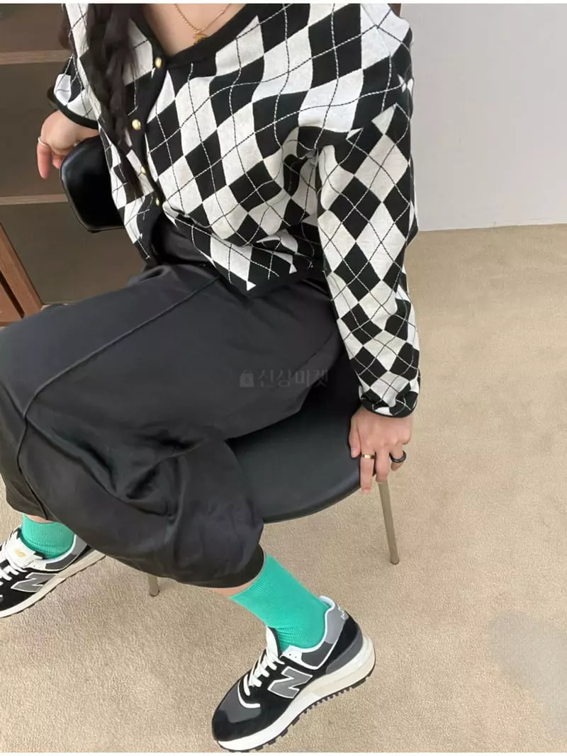 Arr - Korean Women Fashion - #momslook - Argyle Cardigan - 2