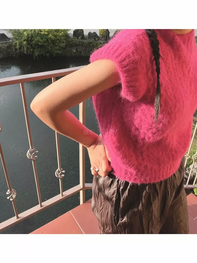 Arr - Korean Women Fashion - #womensfashion - Mohair V Tee - 4