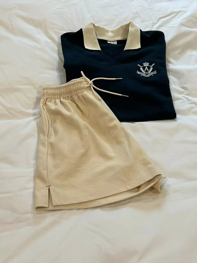 Arr - Korean Women Fashion - #restrostyle - Slit Shorts - 2