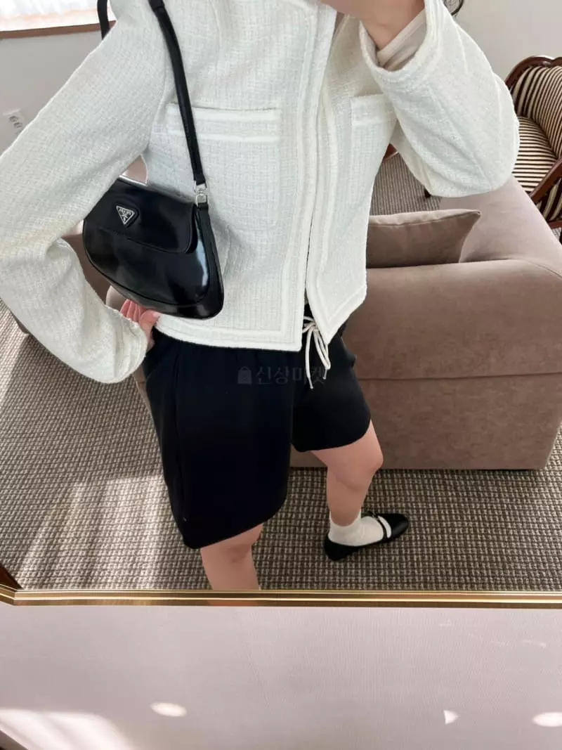 Arr - Korean Women Fashion - #romanticstyle - Slit Shorts - 4