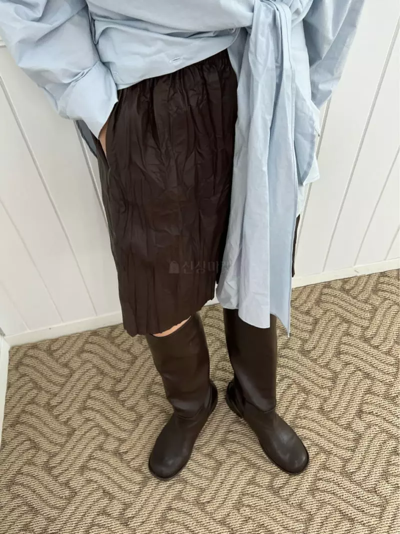 Arr - Korean Women Fashion - #thelittlethings - Leather Wrinkle Pants - 2