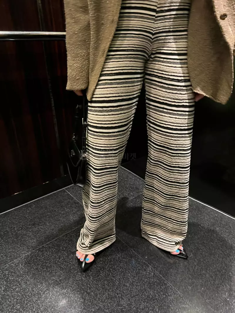 Arr - Korean Women Fashion - #thelittlethings - Retro Pants - 3