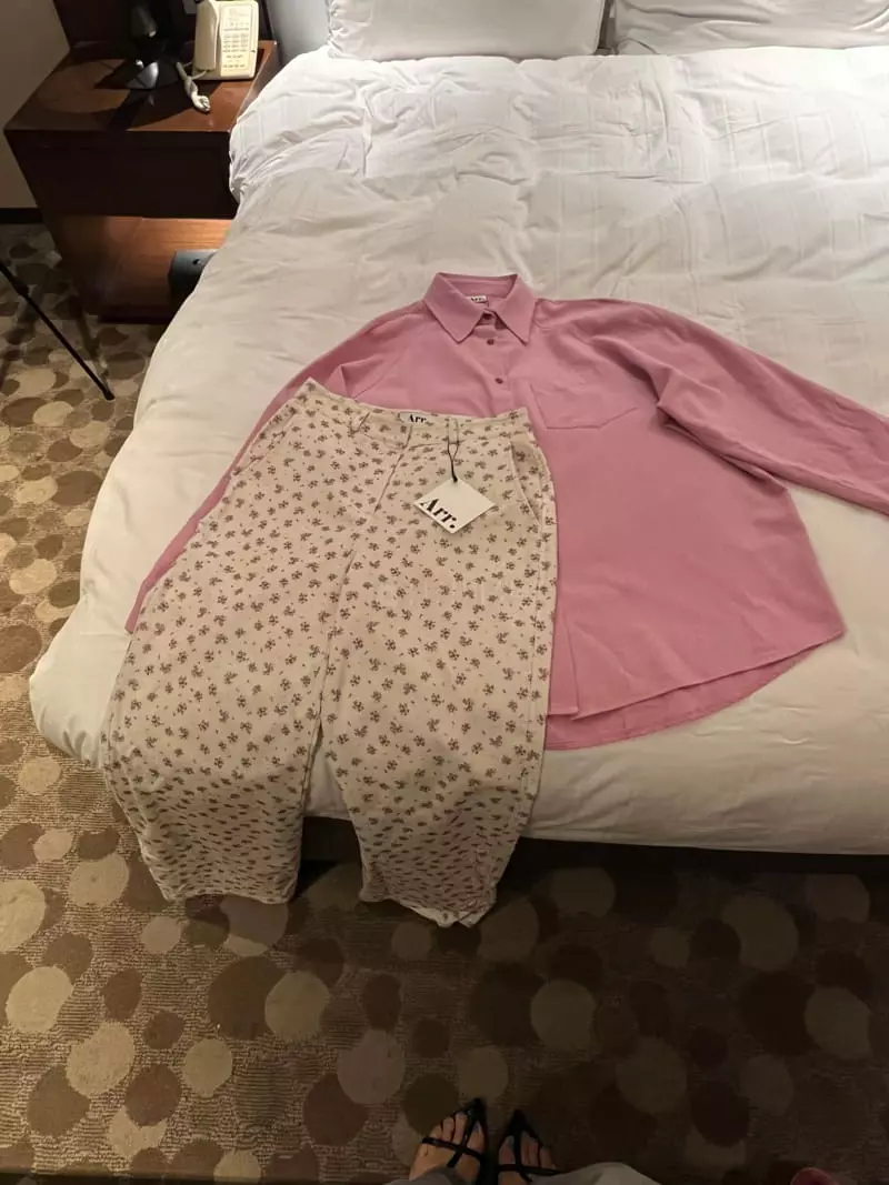 Arr - Korean Women Fashion - #vintageinspired - Flower Rib Pants - 3