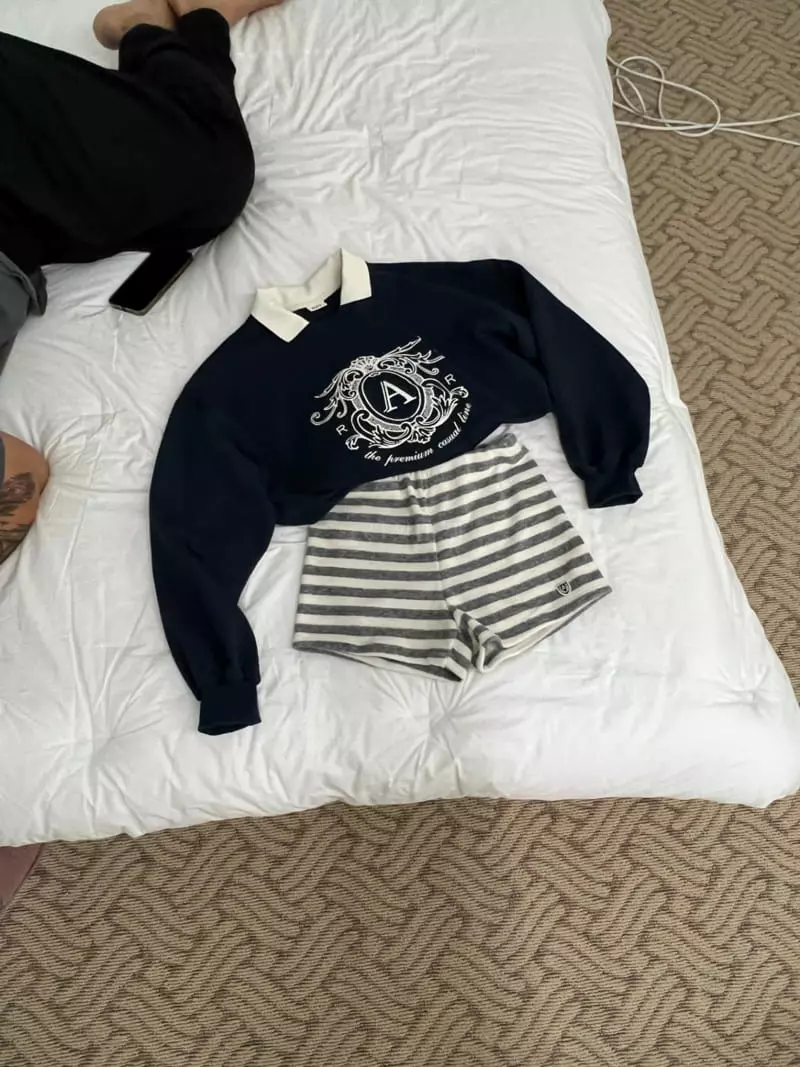 Arr - Korean Women Fashion - #womensfashion - Fleece Shorts - 3
