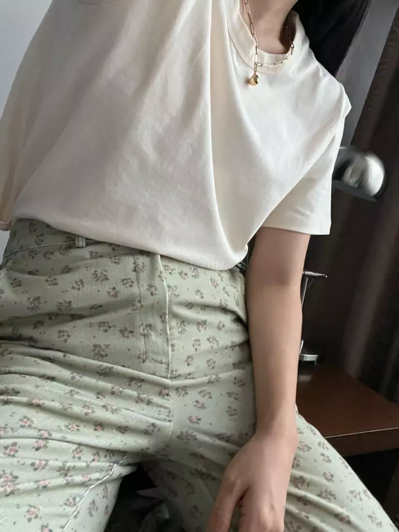 Arr - Korean Women Fashion - #womensfashion - Flower Rib Pants - 12