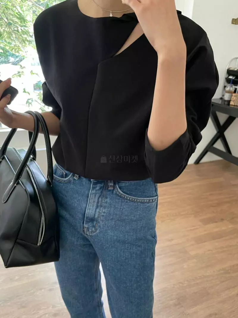 As Thought - Korean Women Fashion - #romanticstyle - Turnning Blouse - 5