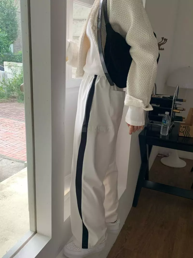 As Thought - Korean Women Fashion - #thatsdarling - Track Pants - 8