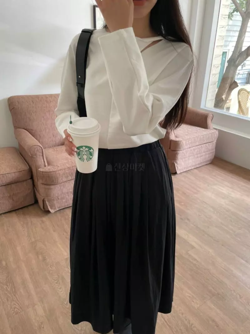 As Thought - Korean Women Fashion - #thatsdarling - Turnning Blouse - 7