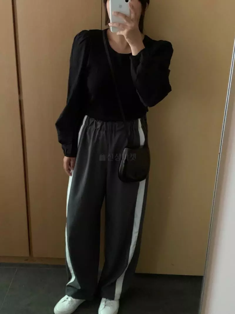 As Thought - Korean Women Fashion - #thatsdarling - Rib Round Puff Tee - 6