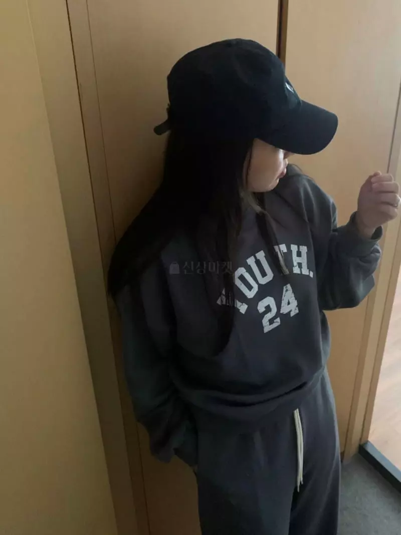 As Thought - Korean Women Fashion - #womensfashion - Us Paint Sweatshirt - 3