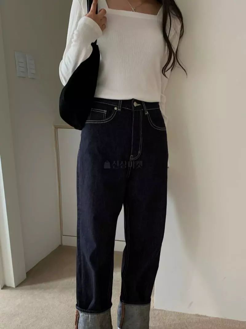 As Thought - Korean Women Fashion - #momslook - Baba Square Tee - 4