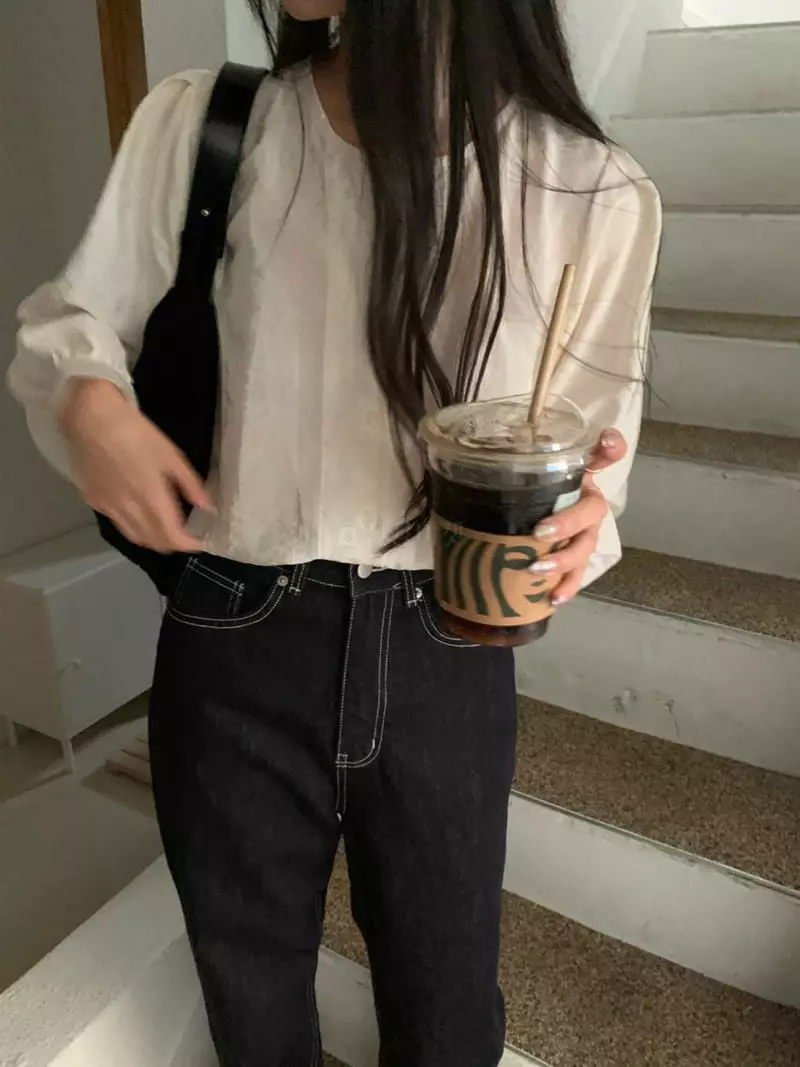 As Thought - Korean Women Fashion - #womensfashion - Mos Round Blouse