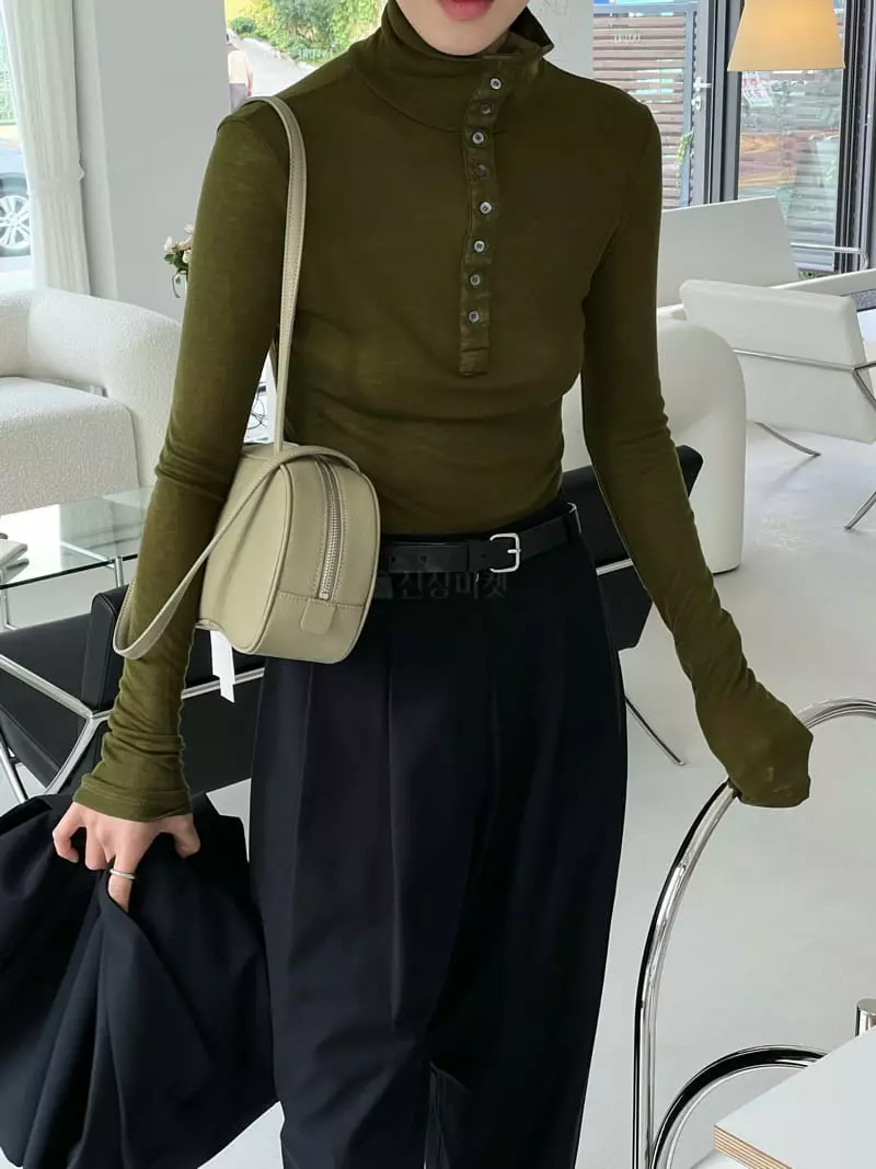 Atmosphere - Korean Women Fashion - #womensfashion - Open Turtleneck Tee - 2