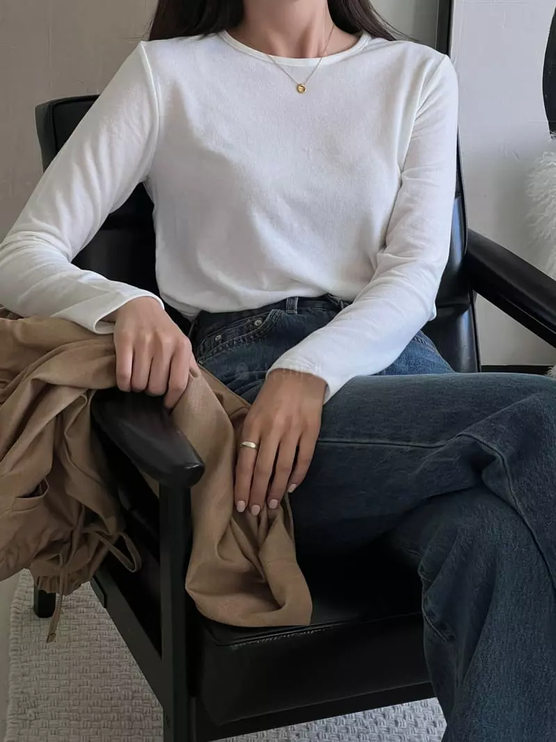 Atthismoment - Korean Women Fashion - #momslook - Roy Tee - 2