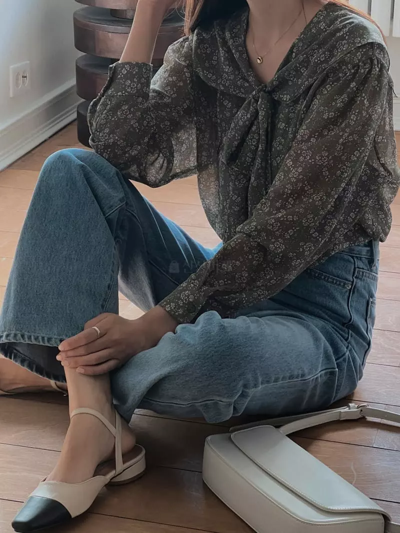 Atthismoment - Korean Women Fashion - #momslook - Loving Blouse - 3